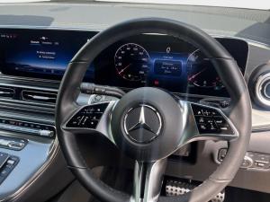 Mercedes-Benz V-Class V300d Exclusive - Image 11