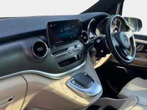 Mercedes-Benz V-Class V300d Exclusive - Image 12