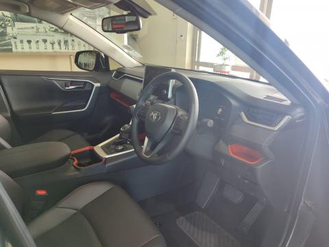 Image Toyota RAV4 2.5 Hybrid GX-R E-Four