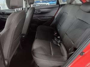 Hyundai i20 1.4 Motion auto - Image 18