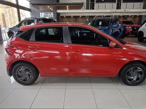 Hyundai i20 1.4 Motion auto - Image 8