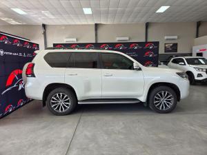 Toyota Land Cruiser Prado 2.8GD VX-L - Image 3