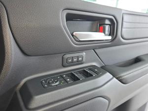 Toyota Land Cruiser Prado 2.8GD VX-L - Image 24