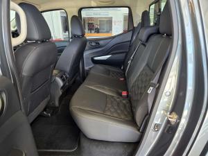 Nissan Navara 2.5DDTI Stealth automatic - Image 12