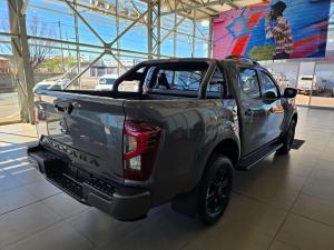 Nissan Navara 2.5DDTI Stealth automatic - Image 16