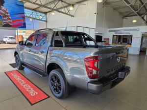 Nissan Navara 2.5DDTI Stealth automatic - Image 17