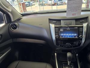 Nissan Navara 2.5DDTI Stealth automatic - Image 19