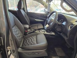 Nissan Navara 2.5DDTI Stealth automatic - Image 20