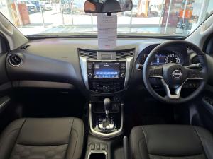 Nissan Navara 2.5DDTI Stealth automatic - Image 7