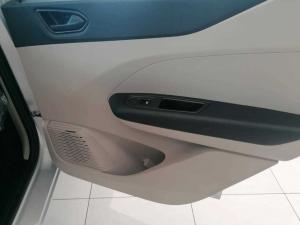 Renault Triber 1.0 Techno - Image 17