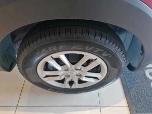 Renault Triber 1.0 Evolution - Image 10