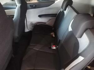 Renault Triber 1.0 Evolution - Image 12