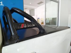 Toyota Hilux 2.4GD-6 double cab Raider manual - Image 14