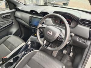 Nissan Magnite 1.0 Turbo Acenta Kuro auto - Image 6