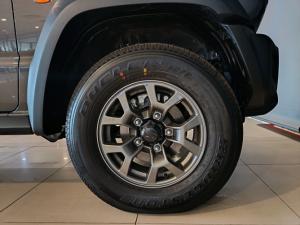 Suzuki Jimny 1.5 GLX AllGrip 5-door auto - Image 7