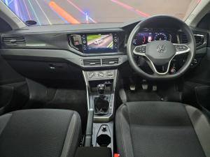 Volkswagen Polo hatch 1.0TSI Life manual - Image 11