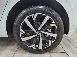 Volkswagen Polo hatch 1.0TSI Life manual - Image 5