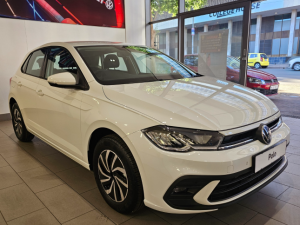 Volkswagen Polo hatch 1.0TSI Life auto - Image 3