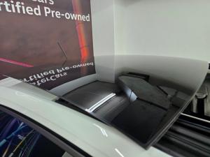 Volkswagen Polo hatch 1.0TSI Life auto - Image 3