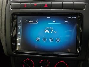 Volkswagen Polo Vivo hatch 1.4 Life - Image 7