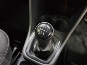 Volkswagen Polo Vivo hatch 1.4 Life - Image 8