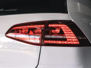 Volkswagen Golf GTI - Image 20