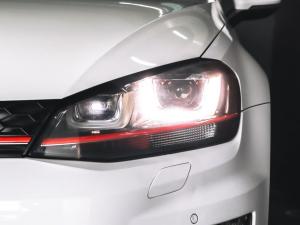 Volkswagen Golf GTI - Image 21