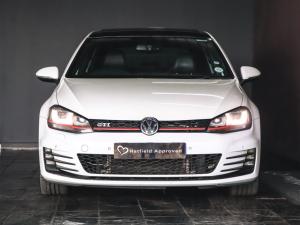 Volkswagen Golf GTI - Image 2