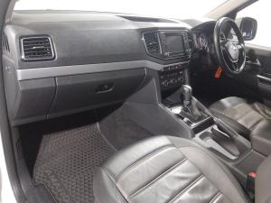 Volkswagen Amarok 2.0BiTDI double cab Highline auto - Image 5