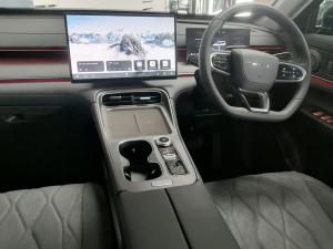 Chery Tiggo 8 1.5T CSH Plug-In Hybrid Apex - Image 15