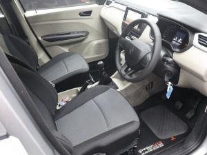 Renault Triber 1.0 Evolution - Image 9