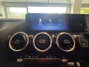 Mercedes-Benz GLA GLA200 Progressive - Image 13