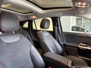 Mercedes-Benz GLA GLA200 Progressive - Image 16