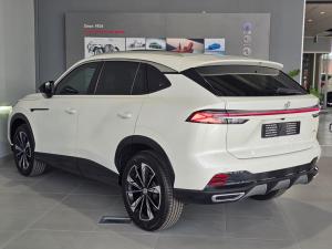 MG HS 1.5T Luxury - Image 4