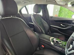 Mercedes-Benz C-Class C220d - Image 15