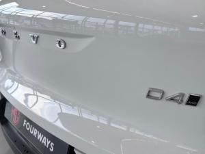 Volvo XC40 D4 AWD Momentum - Image 6