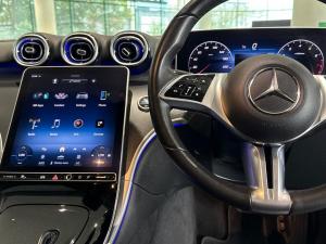 Mercedes-Benz C-Class C200 Avantgarde - Image 12