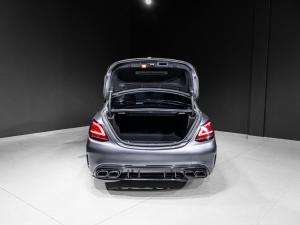 Mercedes-Benz C-Class C63 S - Image 22