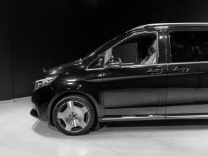 Mercedes-Benz V-Class V300d Exclusive - Image 5