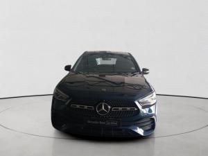 Mercedes-Benz GLA GLA200 - Image 2