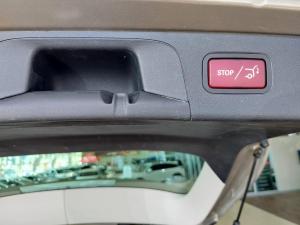 Mercedes-Benz GLC GLC300d 4Matic - Image 8