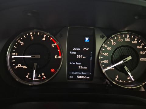 Image Toyota Hilux 2.4GD-6 double cab Raider auto