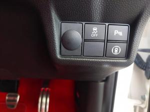 Honda Civic Type R - Image 25