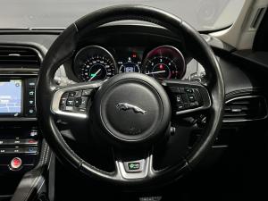 Jaguar F-Pace 25d AWD R-Sport - Image 9