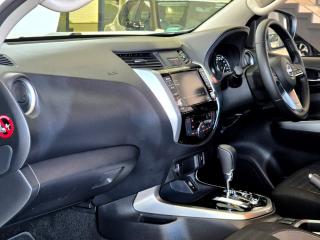 Nissan Navara 2.5DDTi double cab LE