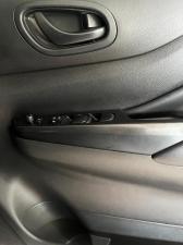 Nissan Navara 2.5DDTi double cab Pro-4X 4x4 - Image 10