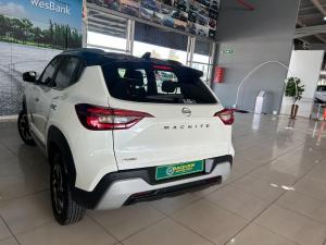 Nissan Magnite 1.0 Turbo Acenta Plus manual - Image 4