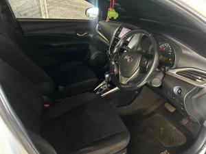 Toyota Yaris 1.5 Xs auto - Image 12