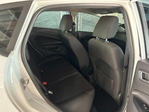 Ford Fiesta 5-door 1.0T Trend - Image 7