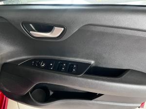 Kia Rio hatch 1.4 EX auto - Image 7